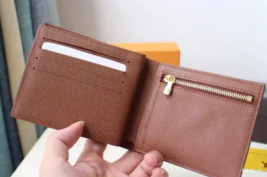 WALLET AMERIGO VUITTON LOUIS 0526